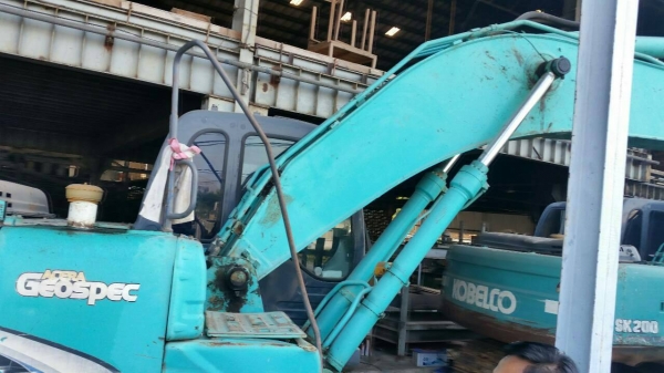 ขาย!! >>> Kobelco Sk200 Mark8 Yn12 SuperX <<< เบอร์ติดต่อ 098-7155789