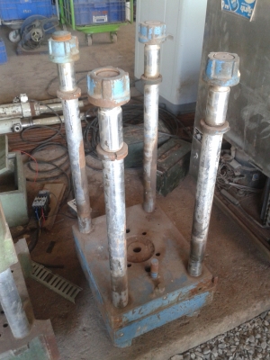 แท่นเครื่องอัดไฮโดรลิค แท่นเครื่องอัดไฮโดรลิค