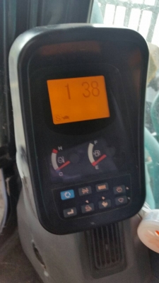 ขาย 1,750,000 KOBELCO sk 200-8 super X  ทำงาน 7,000 ชม. เครื่องดี ปั้มแรง ไฟฟ้าครบ แต่สีไม่สวย รถพร้อมใช้(รถอยู่ นครปฐม) 090-772-3710 090-772-3708