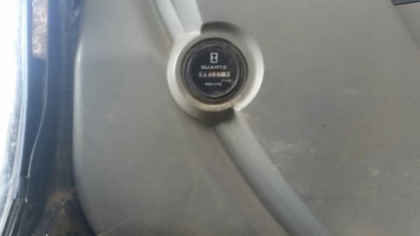 ขาย 1,750,000 KOBELCO sk 200-8 super X  ทำงาน 7,000 ชม. เครื่องดี ปั้มแรง ไฟฟ้าครบ แต่สีไม่สวย รถพร้อมใช้(รถอยู่ นครปฐม) 090-772-3710 090-772-3708