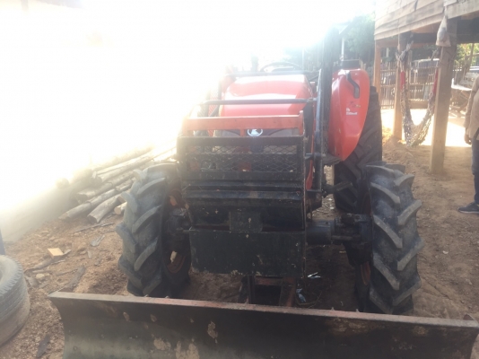 รถไถM6040อุปกรณ์ครบ รถไถM6040อุปกรณ์ครบ