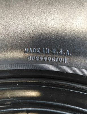 ขายยาง BF All 285/75/16 พร้อมล้อลาย Rock 16x8 ลบ 30