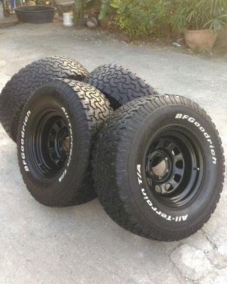 ขายยาง BF All 285/75/16 พร้อมล้อลาย Rock 16x8 ลบ 30