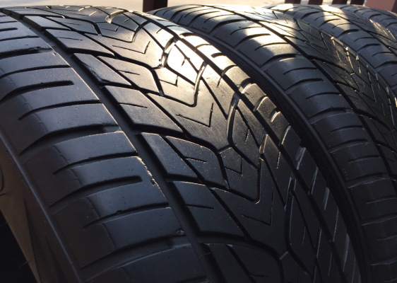 ยาง DERUIBO 265 50 20 ปี14 ดอกเต็ม เนื้อนิ่ม ใช้ยาว ราคาไม่แพง ยาง DERUIBO 265 50 20 ปี14 ดอกเต็ม เนื้อนิ่ม ใช้ยาว ราคาไม่แพง