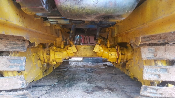 ขายรถเกี่ยวข้าวเกษตรพัฒนา เจ้าช้างไวไฟจอมพลัง ช่วงล่าง10เพลาใหญ่ ปั๊ม22อีตั้น เครื่อง6HE1 สภาพทำงานปกติ