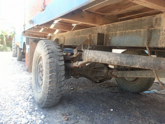 โครงรถอีแต๋นไม่มีเครื่อง