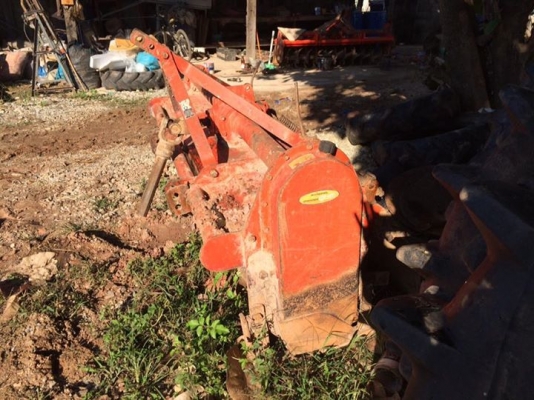 ขายรถไถKubota4508di สวยๆเดิมๆ อุปกรณ์ครบ3ชิ้น ราคา275000