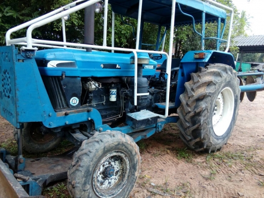 ขายรถไถ FORD AT6610 เพลาเดี่ยว เอกสารเล่ม ใบมีด 7 จาน ราคา 400000