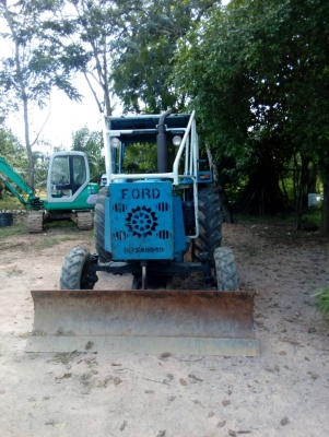 ขายรถไถ FORD AT6610 เพลาเดี่ยว เอกสารเล่ม ใบมีด 7 จาน ราคา 400000