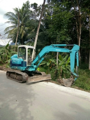 ขายรถแบคโฮ KOMATSU PC40-8 ระบบไฟเต็ม ราคา 450000