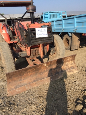 รถไถ M 70    ไม่มีเล่มทะเบียน  มีเอกสารควบคุมรถ  ขายด่วน  280000   บาท   วันทูคอล 0986683479 dtac 0991751349 สิทธิ์ คับ