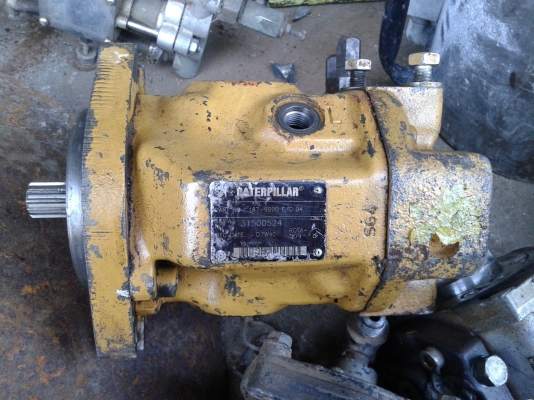 ขายปั๊มไฮดรอลิค 2 ตัว สนใจโทรถามได้คับ 0911502334 ขายปั๊มไฮดรอลิค 2 ตัว สนใจโทรถามได้คับ 0911502334