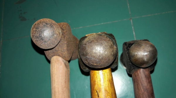 ขายค้อนตุ้มขนาด 900กรัม Master Germany. พร้อมด้ามเดิมๆใหม่เก็บ