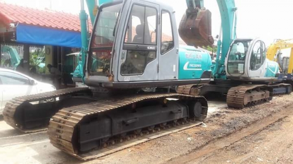 ขาย KOBELCO  SK200-3  มาร์คไฟว์ ซุปเปอร์  เก่าญี่ปุ่นแท้  สภาพสวย...พร้อมใช้..เอกสารอินวอยครบพร้อมทำเล่ม....โทร..089-3818694  ดวงนภา