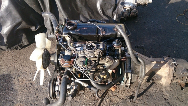 ขายเครื่องยนต์นิสสันขับหลัง A15 ราคาถูก