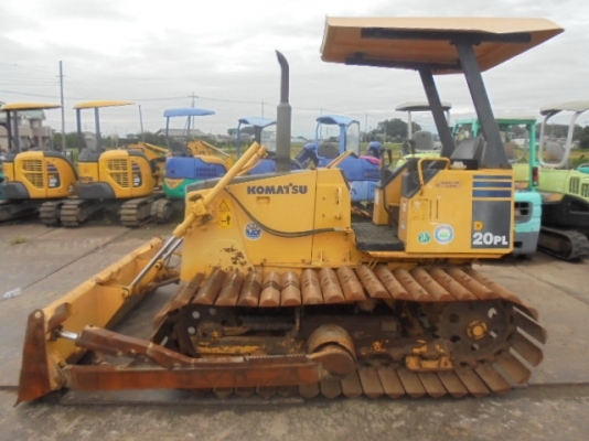 ขาย รถดันดิน KOMATSU D20PL-7E  มาใหม่  เก่าญี่ปุ่นแท้  สภาพสวย  ลองระบบกันได้ทุกวัน โทร 089-7462641  สุวรรณี