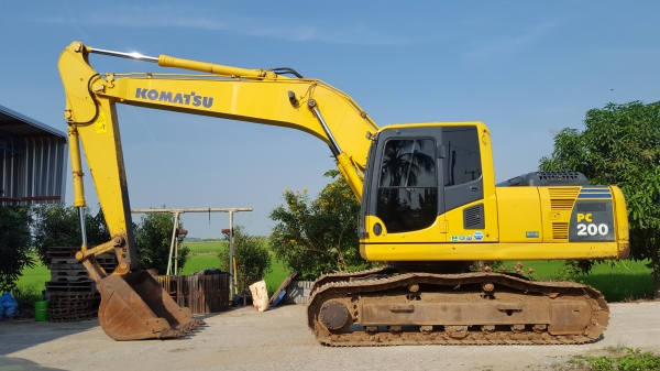 ขายkomatsu PC 200-8N1