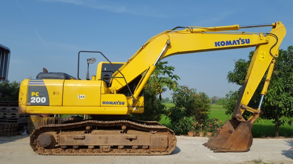 ขายkomatsu PC 200-8N1