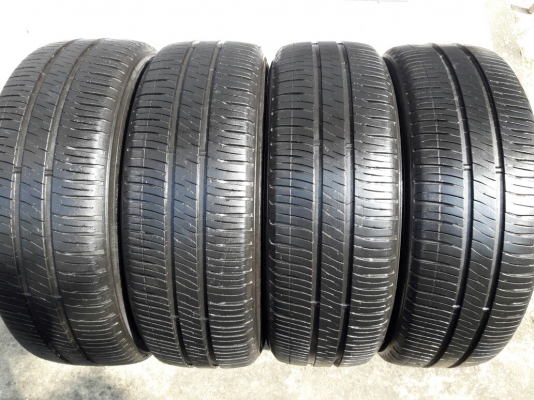 ยางMICHELIN รุ่น ENERGY xm2  185 60R15 สัปดาห์ที่27ปี2015 ลงพื้นปลายปี2015สภาพสวย ดอกเยอะมากๆ