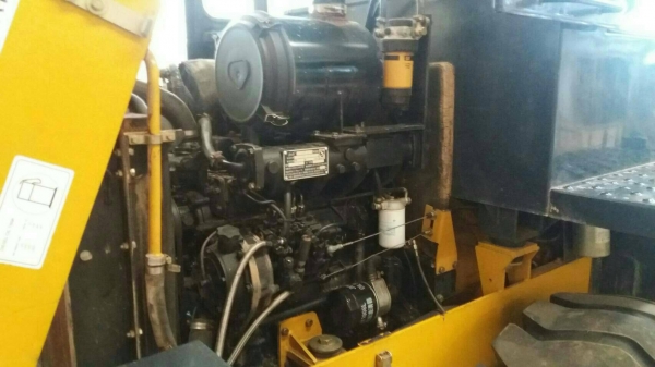 รถตักล้อยาง SEM รุ่น 616B รถสวยพร้อมขาย สนใจโทร 089-8055889 นกค่ะ