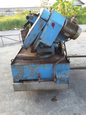 ขายเลี่อยตัดเห็ลกระบบออโต้ฮิตาซิใช้ไฟสามเฟสขายตามสภาพเก่านอกอุปกรณ์ครบพร้อมปั้มหล่อเย็นขาย80,000สนใจต่อลองได้