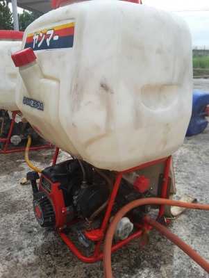 ขายปั้มฉีดพ่นยาสภาพเก่านอกเครื่องปั้มแนน่ๆพร้อมใช้ ราคา 4000 ขายปั้มฉีดพ่นยาสภาพเก่านอกเครื่องปั้มแนน่ๆพร้อมใช้ ราคา 4000