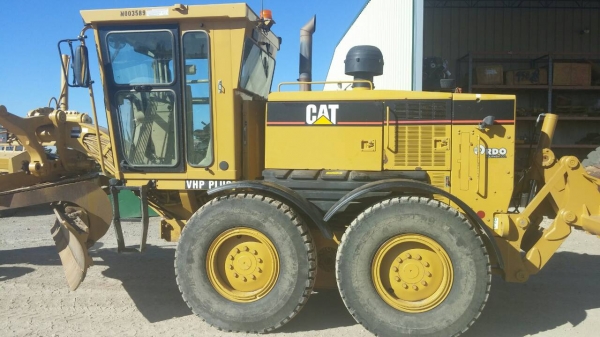 ขาย รถเกรด160H จำหน่าย รถ เครื่องจักร นำเข้า100\% อปกรณ์ทุกชิด ราคาถูก eurotec. 0818176901