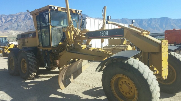 ขาย รถเกรด160H จำหน่าย รถ เครื่องจักร นำเข้า100\% อปกรณ์ทุกชิด ราคาถูก eurotec. 0818176901