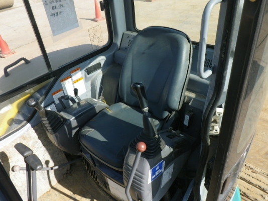 Komatsu PC40MR-1 ตู้เก๋ง เก่าญี่ปุ่น แทรคเหล็ก