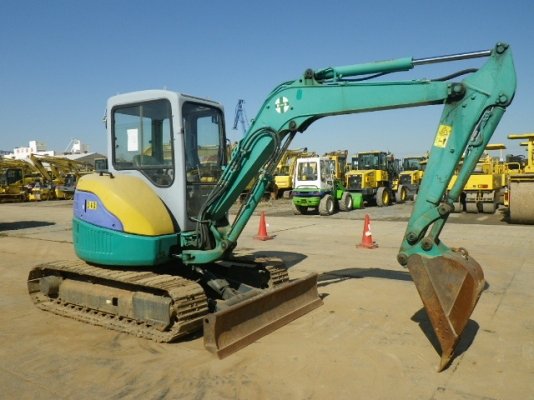 Komatsu PC40MR-1 ตู้เก๋ง เก่าญี่ปุ่น แทรคเหล็ก