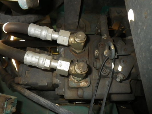 Komatsu PC40MR-1 ตู้เก๋ง เก่าญี่ปุ่น แทรคเหล็ก