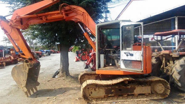 รถแม็คโคเก่าไทยตามสภาพที่เห็นเลยครับ HITACHI EX60U รถตีเทิร์นมาครับ ใช้งานได้