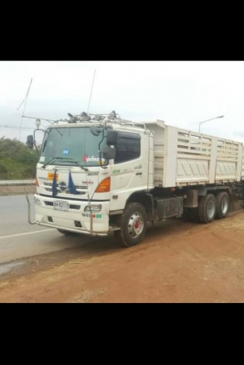 hino 344 ปี2555 ไมล์ 370,000mmพ่วง 22ล้อกระบะ สามมิตร หินทราย ดั๊มพ์ แม่ลูก  ขายราคา 2,500,000 hino 344 ปี2555 ไมล์ 370,000mmพ่วง 22ล้อกระบะ สามมิตร หินทราย ดั๊มพ์ แม่ลูก  ขายราคา 2,500,000