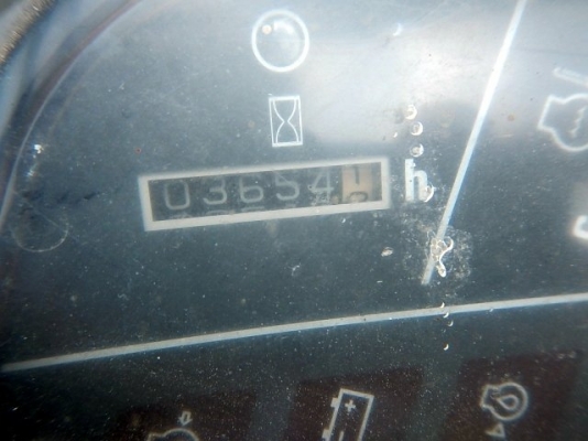 Komatsu PC40-7E ห้องเก๋ง นำเข้าจากญี่ปุ่น รถสวยมาก ๆ ราคาไม่แพงครับ Komatsu PC40-7E ห้องเก๋ง นำเข้าจากญี่ปุ่น รถสวยมาก ๆ ราคาไม่แพงครับ