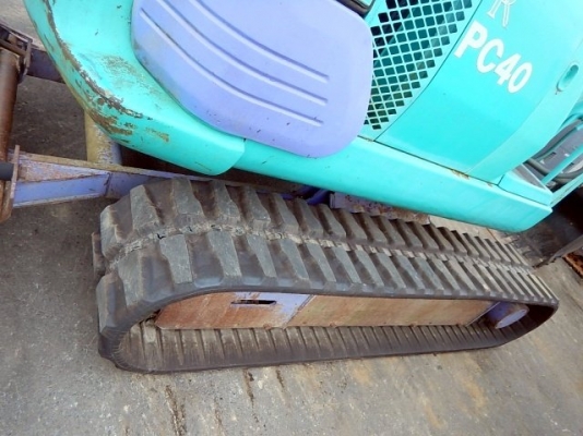 Komatsu PC40-7E ห้องเก๋ง นำเข้าจากญี่ปุ่น รถสวยมาก ๆ ราคาไม่แพงครับ Komatsu PC40-7E ห้องเก๋ง นำเข้าจากญี่ปุ่น รถสวยมาก ๆ ราคาไม่แพงครับ