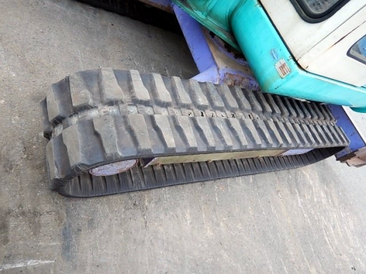 Komatsu PC40-7E ห้องเก๋ง นำเข้าจากญี่ปุ่น รถสวยมาก ๆ ราคาไม่แพงครับ Komatsu PC40-7E ห้องเก๋ง นำเข้าจากญี่ปุ่น รถสวยมาก ๆ ราคาไม่แพงครับ