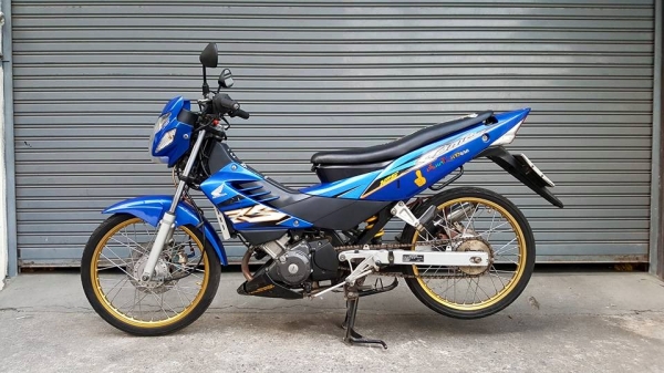HONDA SONIC NEW 125 รุ่นใหม่ กุญแจล็อค 2 ชั้น แต่งซิ่ง ของแต่งเต็มๆ ฟรีค่าโอน