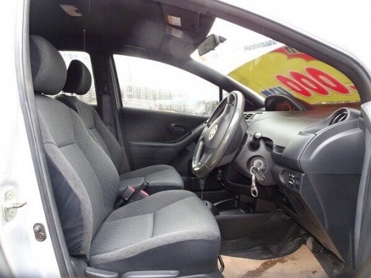 TOYOTA YARIS 1.5S เกียร์AT ปี 2006 โทร 062-991-6649 ดาวออโต้เบสท์ TOYOTA YARIS 1.5S เกียร์AT ปี 2006 โทร 062-991-6649 ดาวออโต้เบสท์