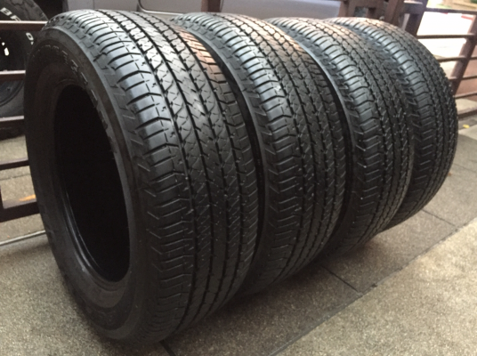 ยาง Bridgestone 265 60 18 ปลายปี14 ดอกเต็ม ไม่มีปะ ใช้ยาว ราคาไม่แพง