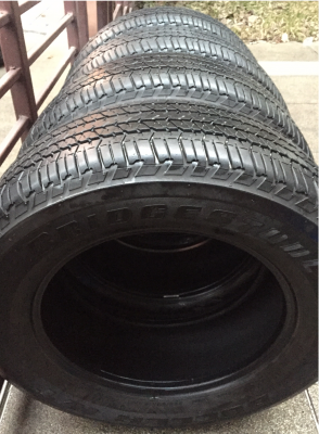 ยาง Bridgestone 265 60 18 ปลายปี14 ดอกเต็ม ไม่มีปะ ใช้ยาว ราคาไม่แพง