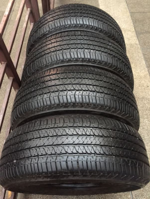 ยาง Bridgestone 265 60 18 ปลายปี14 ดอกเต็ม ไม่มีปะ ใช้ยาว ราคาไม่แพง