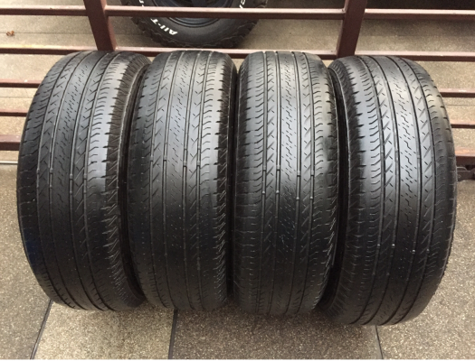 ยาง Bridgestone 225 65 17 ปี16 ดอกเยอะ ใช้ยาว ราคาไม่แพง