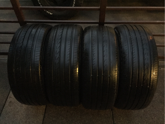 ยาง Yokohama 235 55 17 ปลายปี13 ดอกเยอะ พร้อมใช้งาน ราคาไม่แพง ยาง Yokohama 235 55 17 ปลายปี13 ดอกเยอะ พร้อมใช้งาน ราคาไม่แพง