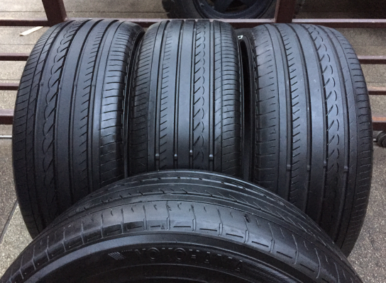 ยาง Yokohama 235 55 17 ปลายปี13 ดอกเยอะ พร้อมใช้งาน ราคาไม่แพง ยาง Yokohama 235 55 17 ปลายปี13 ดอกเยอะ พร้อมใช้งาน ราคาไม่แพง