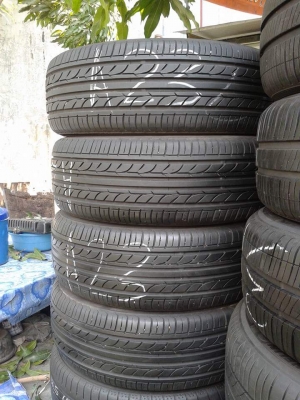 185/60R15  YOKOHAMA ชุด 4 เส้น  tel. 081-427-3941
