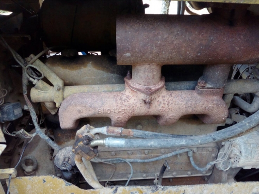 ขายรถแทรคเตอร์ KOMATSU D50A-15 ห้องเลี้ยวแห้ง ราคา 500000