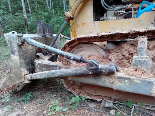 ขายรถแทรคเตอร์ KOMATSU D50A-15 ห้องเลี้ยวแห้ง ราคา 500000 ขายรถแทรคเตอร์ KOMATSU D50A-15 ห้องเลี้ยวแห้ง ราคา 500000
