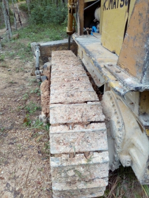 ขายรถแทรคเตอร์ KOMATSU D50A-15 ห้องเลี้ยวแห้ง ราคา 500000