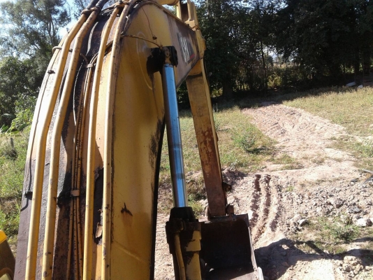 ขาย แบคโฮ CAT E200B รถใช้งานอยู่ประจำ เอกสารใบซื้อขาย เครื่อง 6D16 เทอร์โบ ปั้มดี เอวแน่น ช่วงล่างใช้ได้ครับ ขาย แบคโฮ CAT E200B รถใช้งานอยู่ประจำ เอกสารใบซื้อขาย เครื่อง 6D16 เทอร์โบ ปั้มดี เอวแน่น ช่วงล่างใช้ได้ครับ