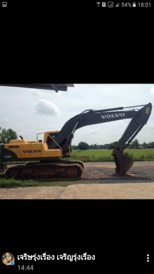 ขายรถแบคโฮ VOLVO EC210B ไมล์ 4372 ชม.ราคา 1700000 ขายรถแบคโฮ VOLVO EC210B ไมล์ 4372 ชม.ราคา 1700000